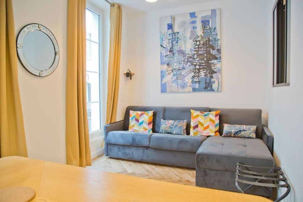 Fully Renovated Historic Apt In Heart Mouffetard Paris Exterior foto